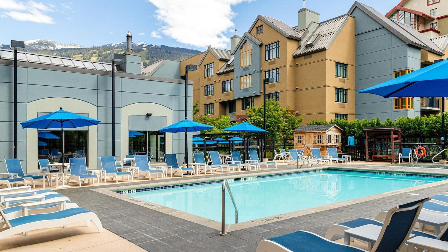 808 Hilton