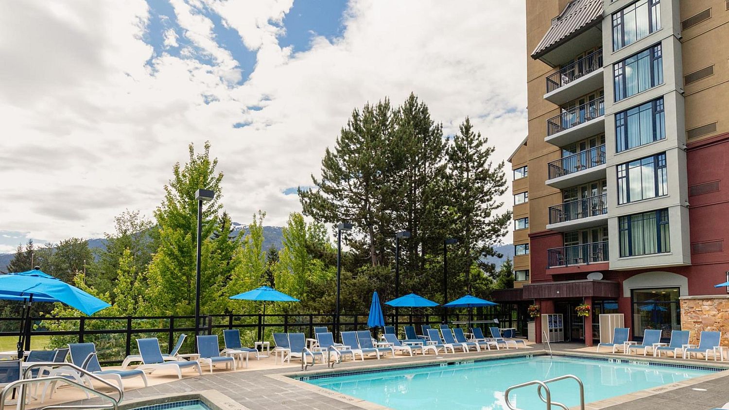 808 Hilton