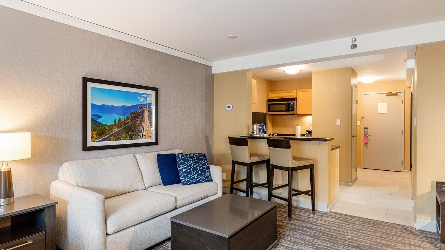 808 Hilton