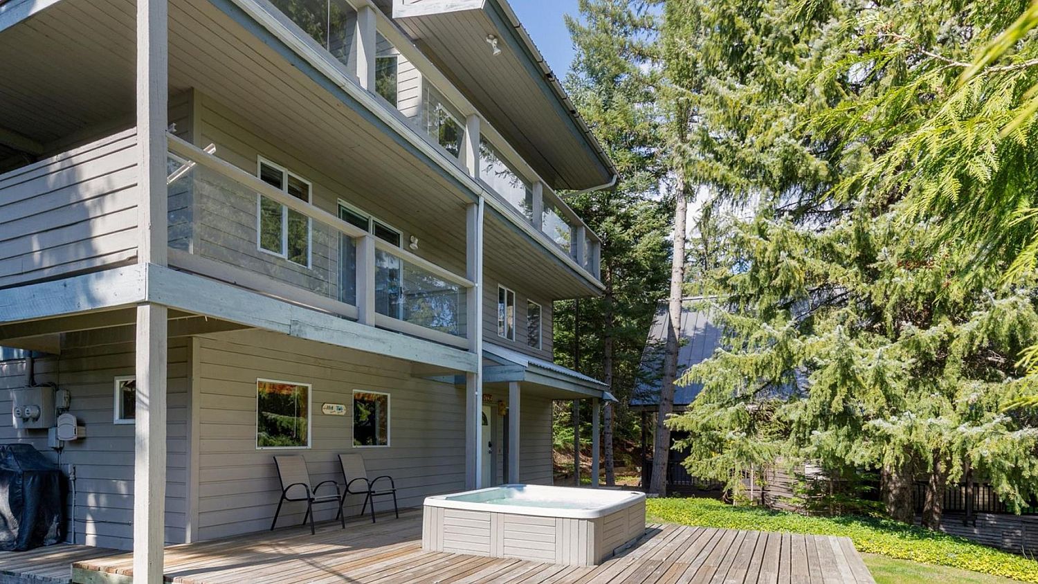 8325 Rainbow Drive