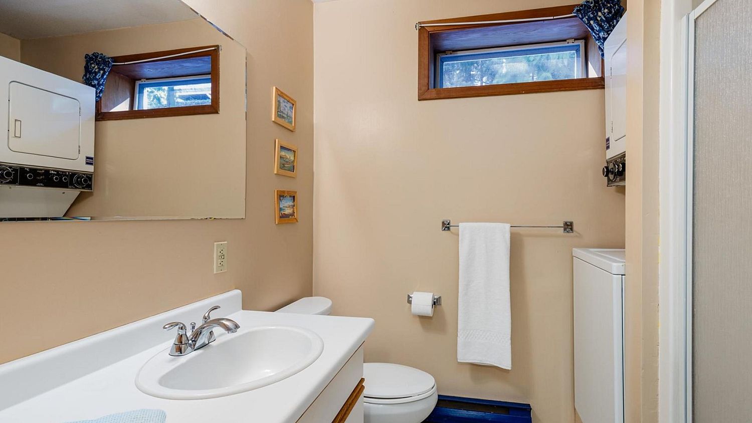 8325 Rainbow Drive