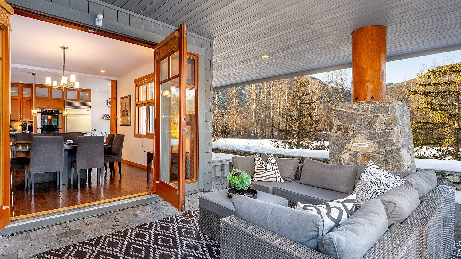 8398 Glen Abbey Lane