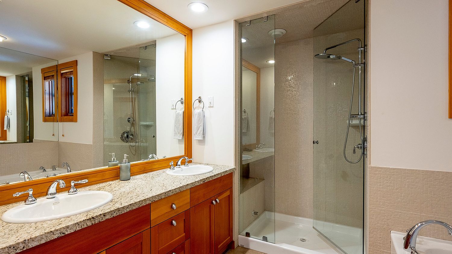 8398 Glen Abbey Lane