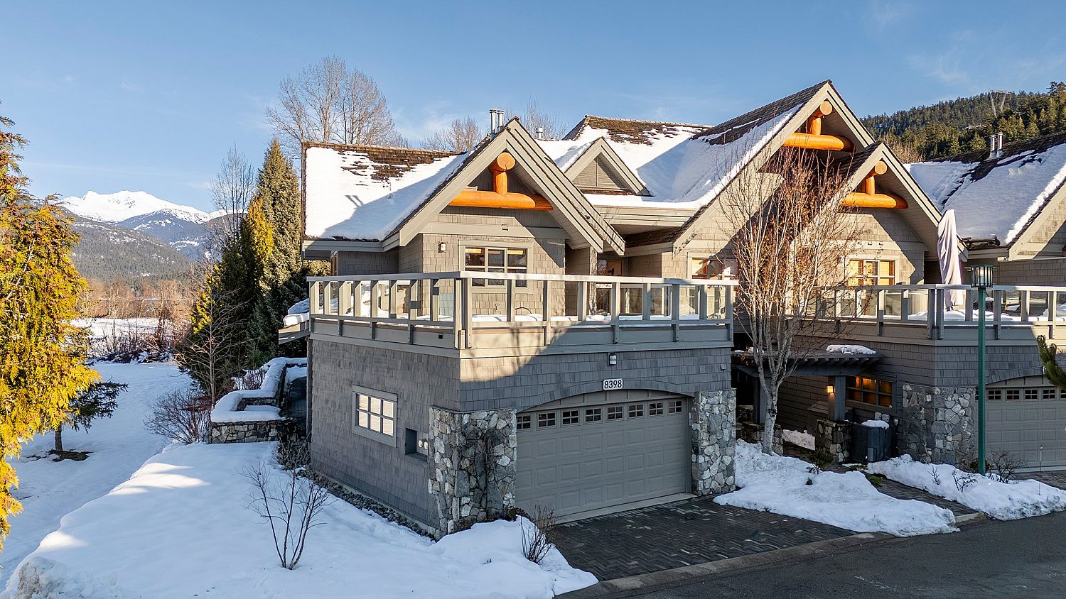 8398 Glen Abbey Lane