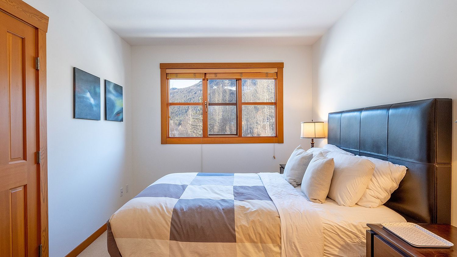 8398 Glen Abbey Lane