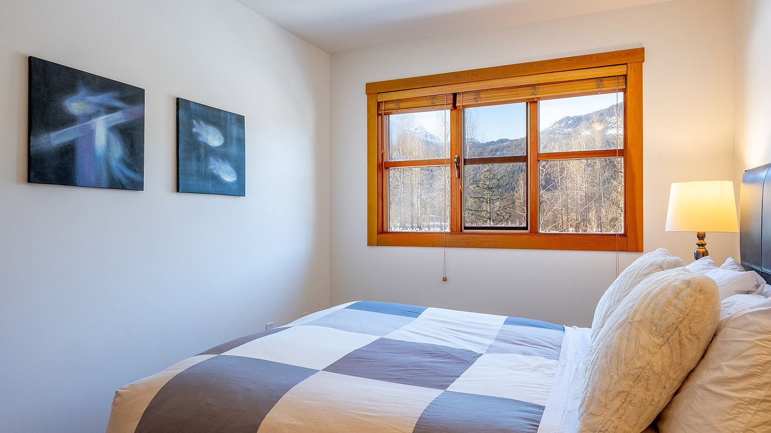 8398 Glen Abbey Lane