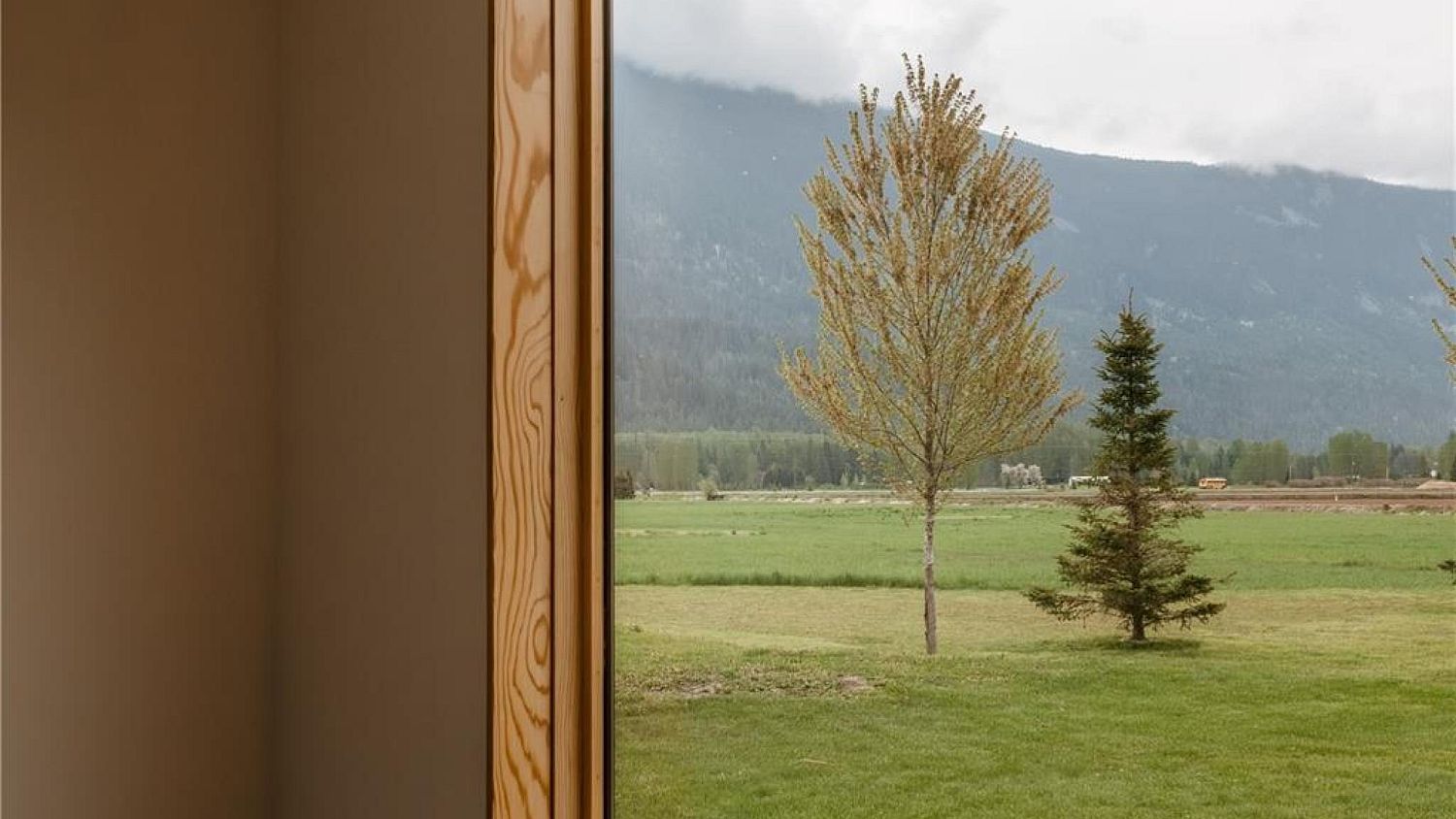 9209 Pemberton Meadows Road, Pemberton