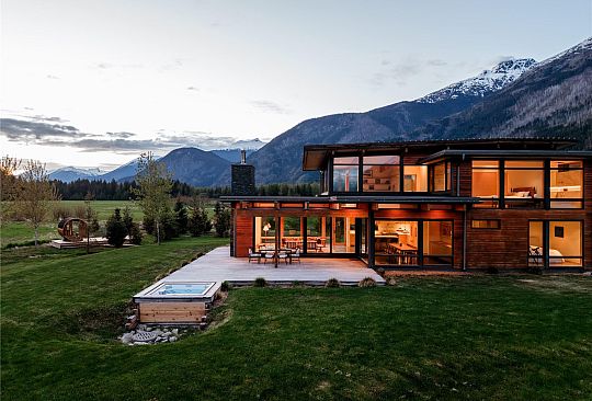 9209 Pemberton Meadows Road Pemberton BC Canada