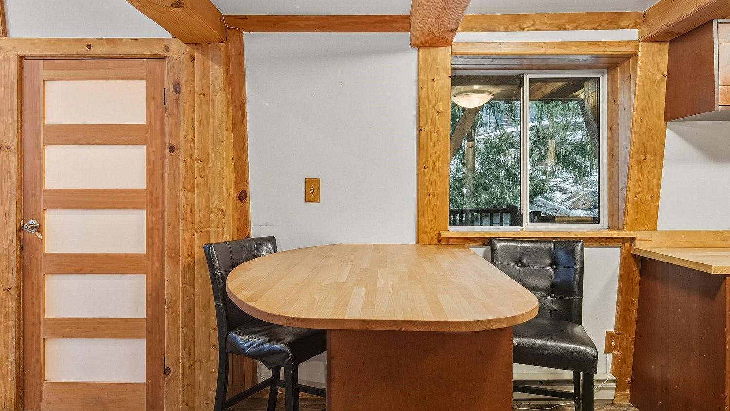 9539 Emerald Drive