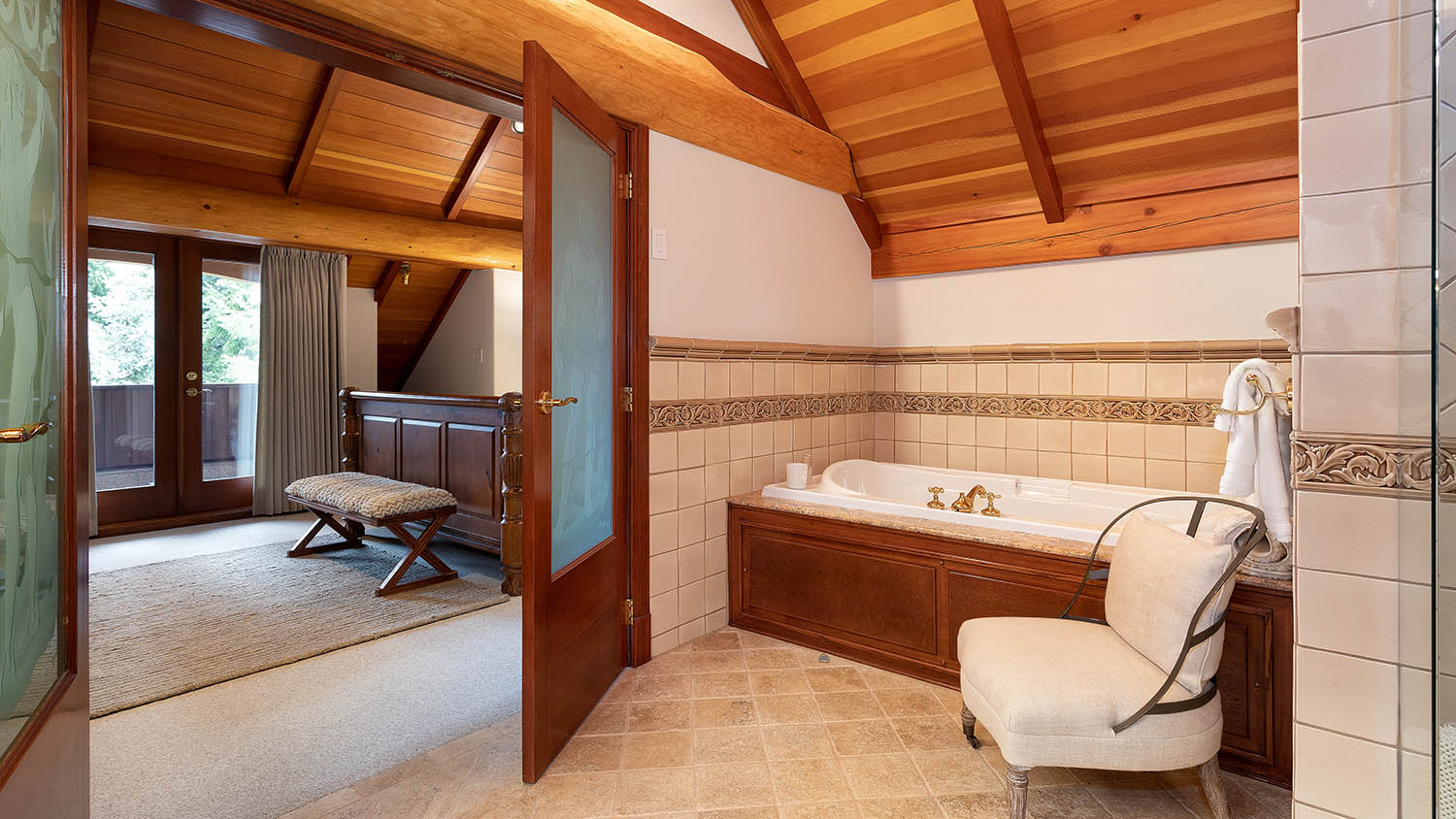 3591 Falcon Crescent