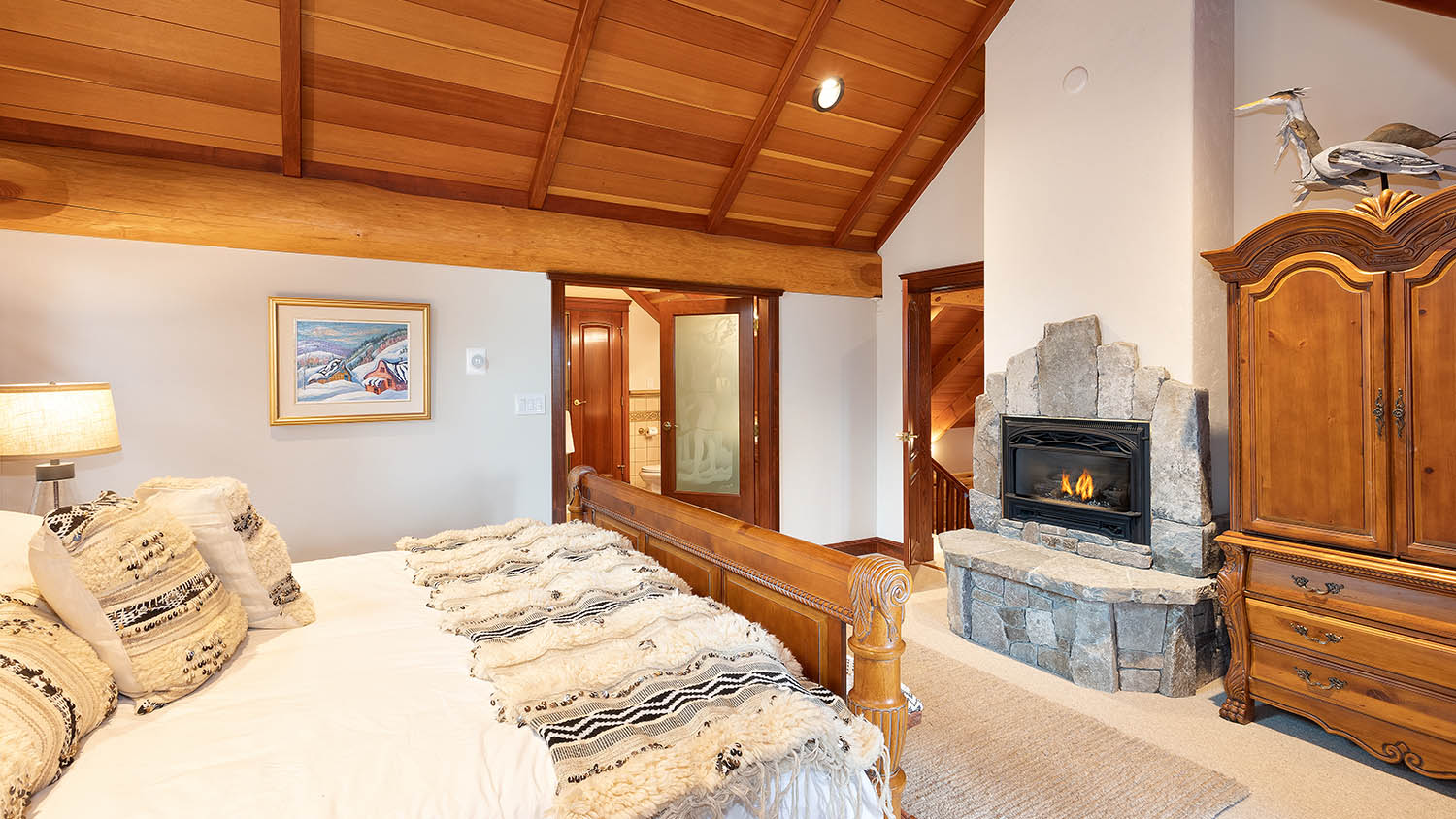 3591 Falcon Crescent