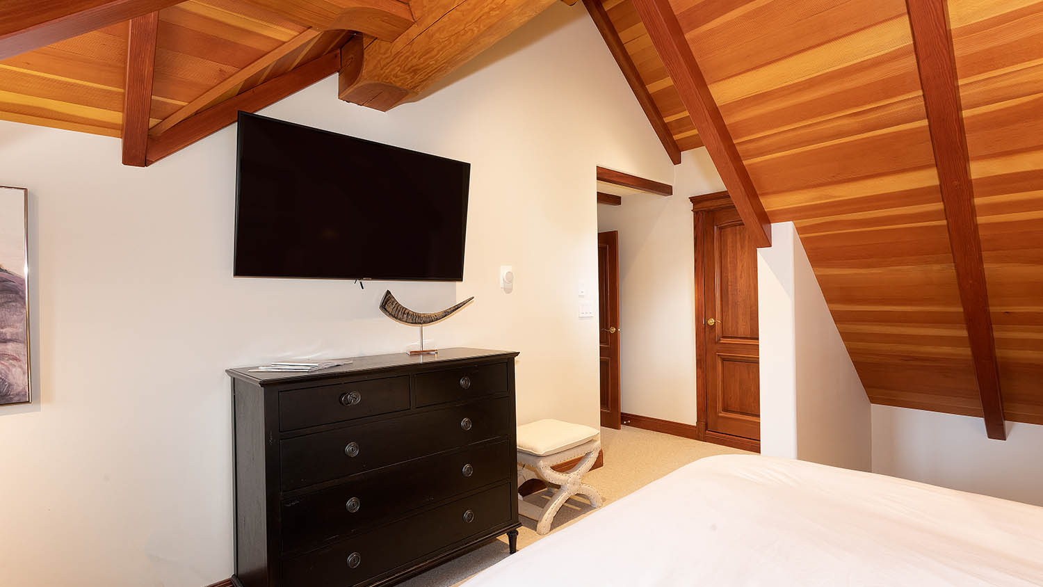 3591 Falcon Crescent