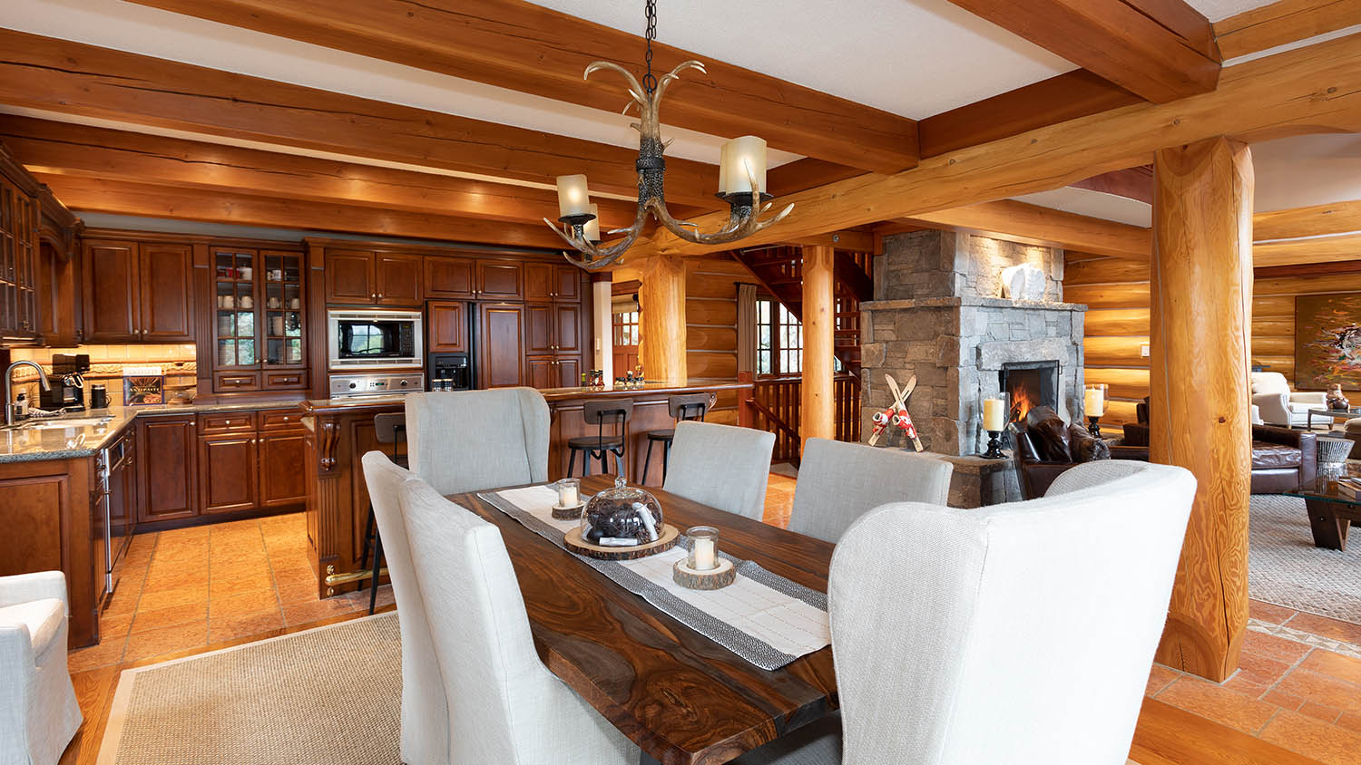 3591 Falcon Crescent