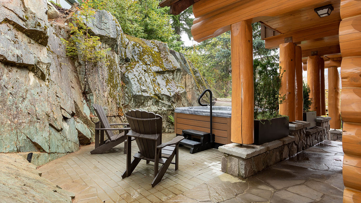 3591 Falcon Crescent