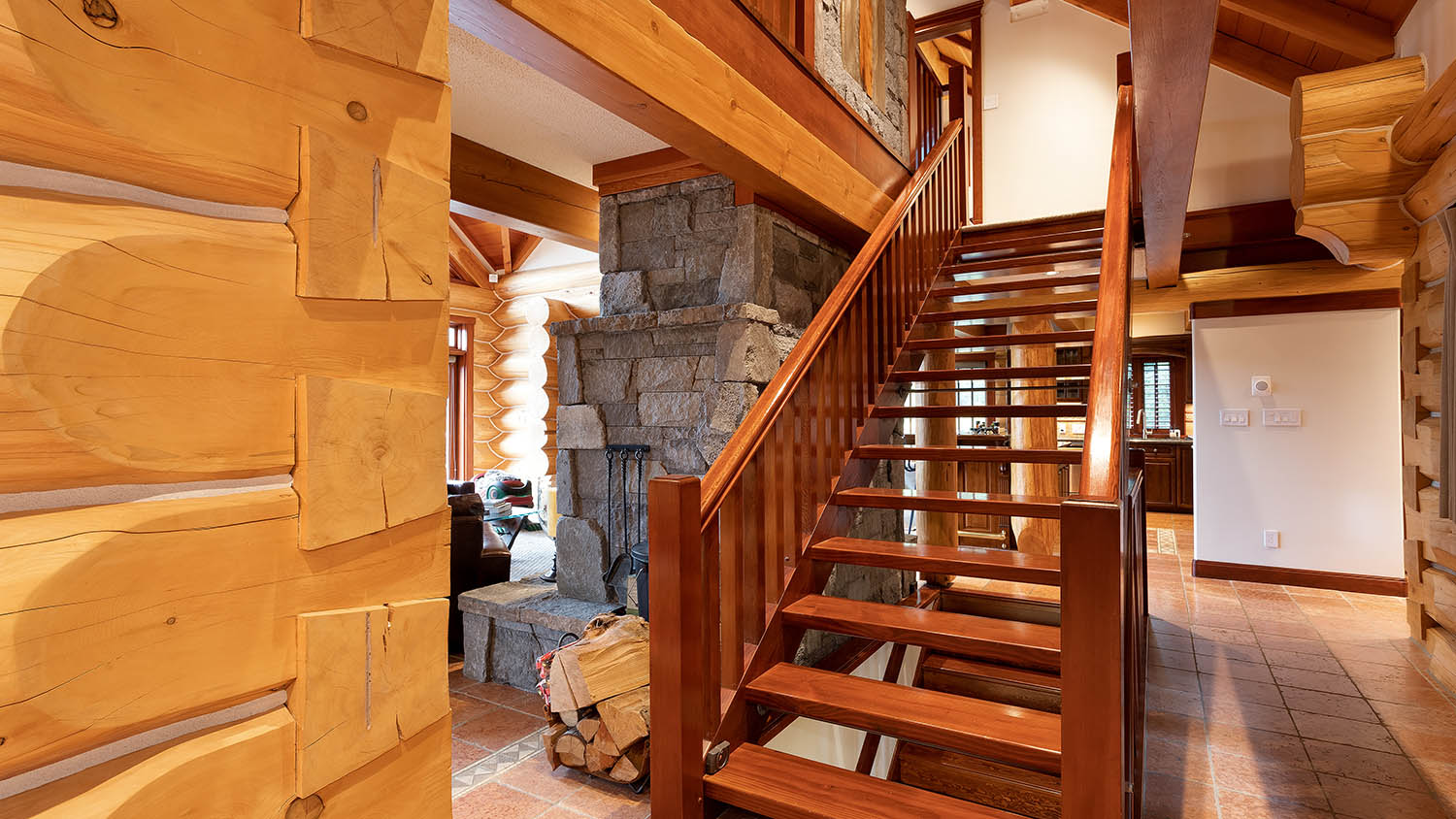 3591 Falcon Crescent