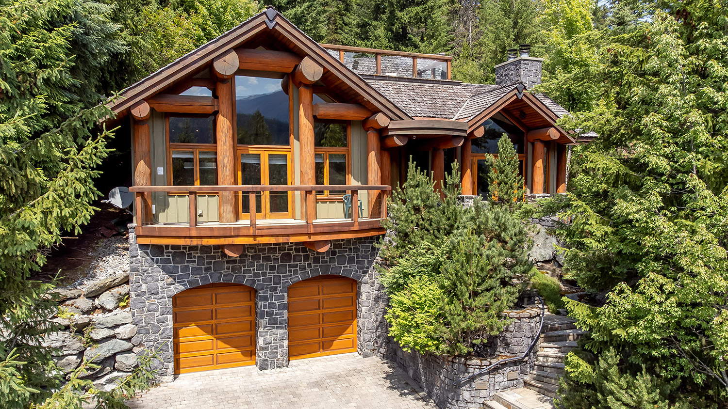 3220 Peak Drive Whistler BC Canada