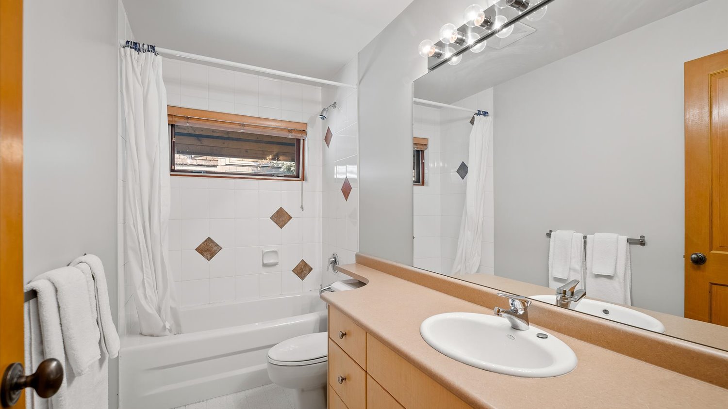 8107 Muirfield Crescent