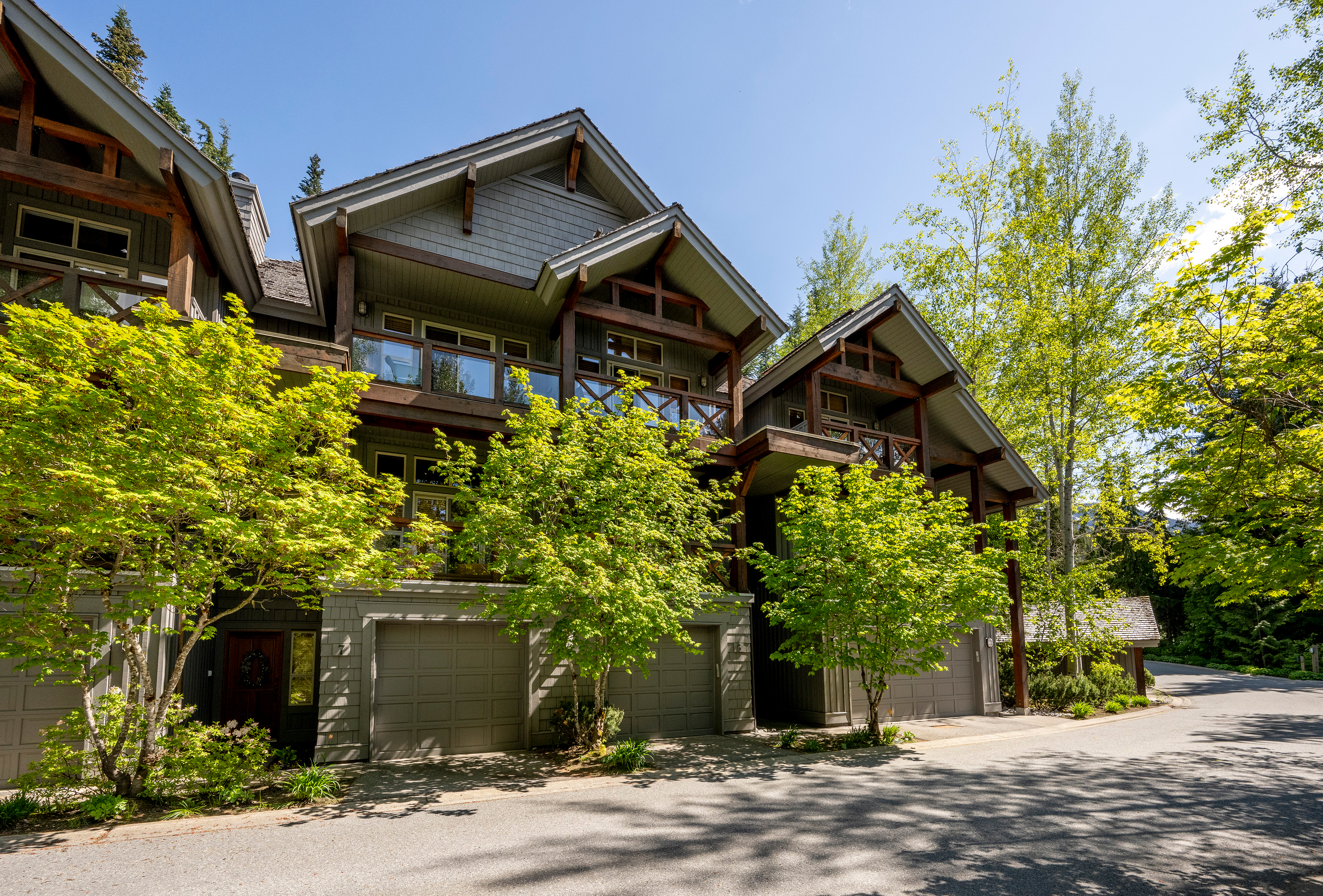 6-4668 Blackcomb Way Whistler BC Canada