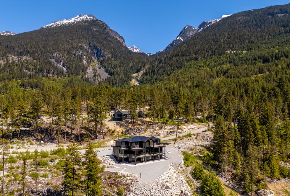 9333 Warbler Way Whistler BC Canada