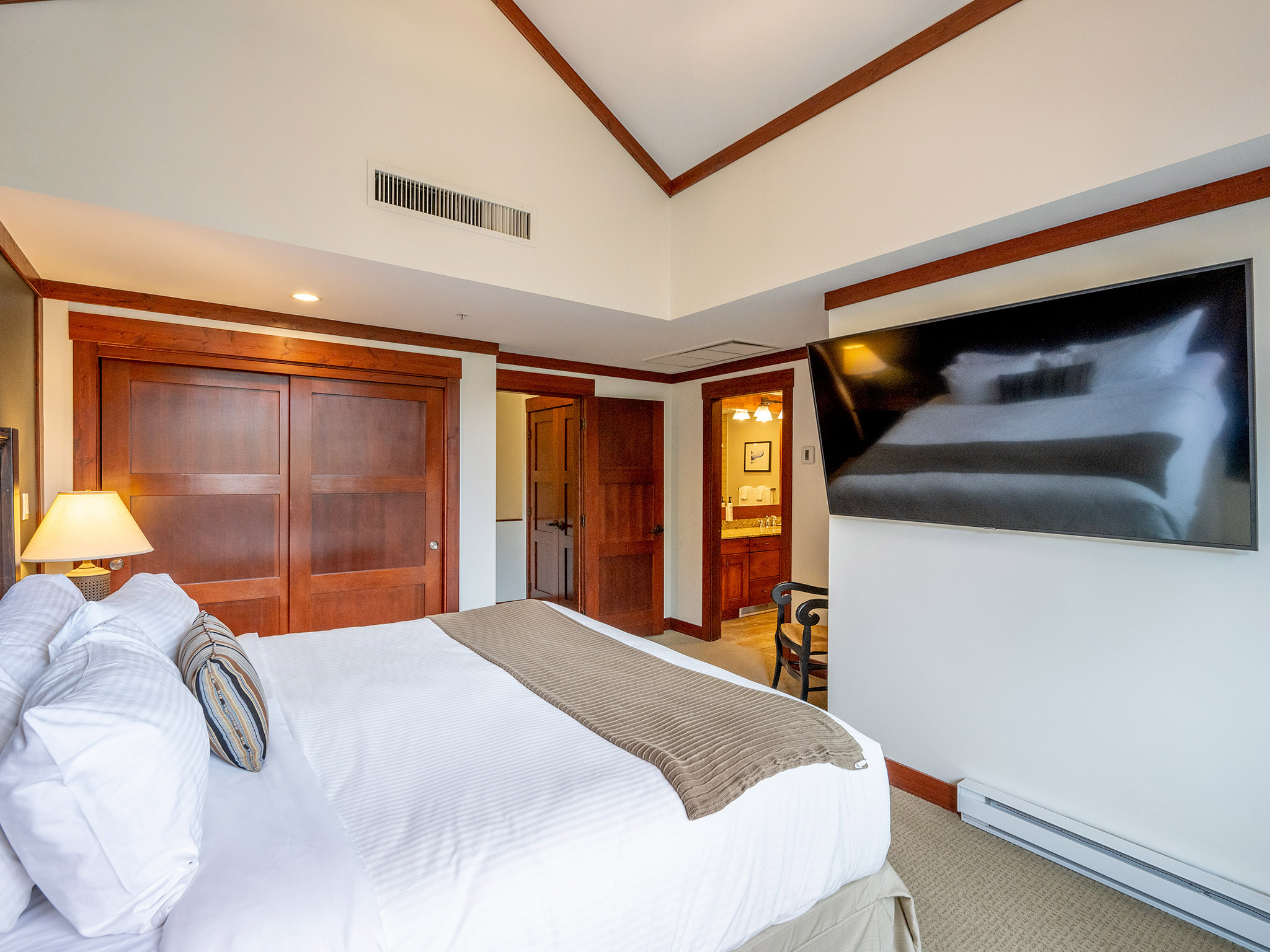 208 First Tracks Lodge