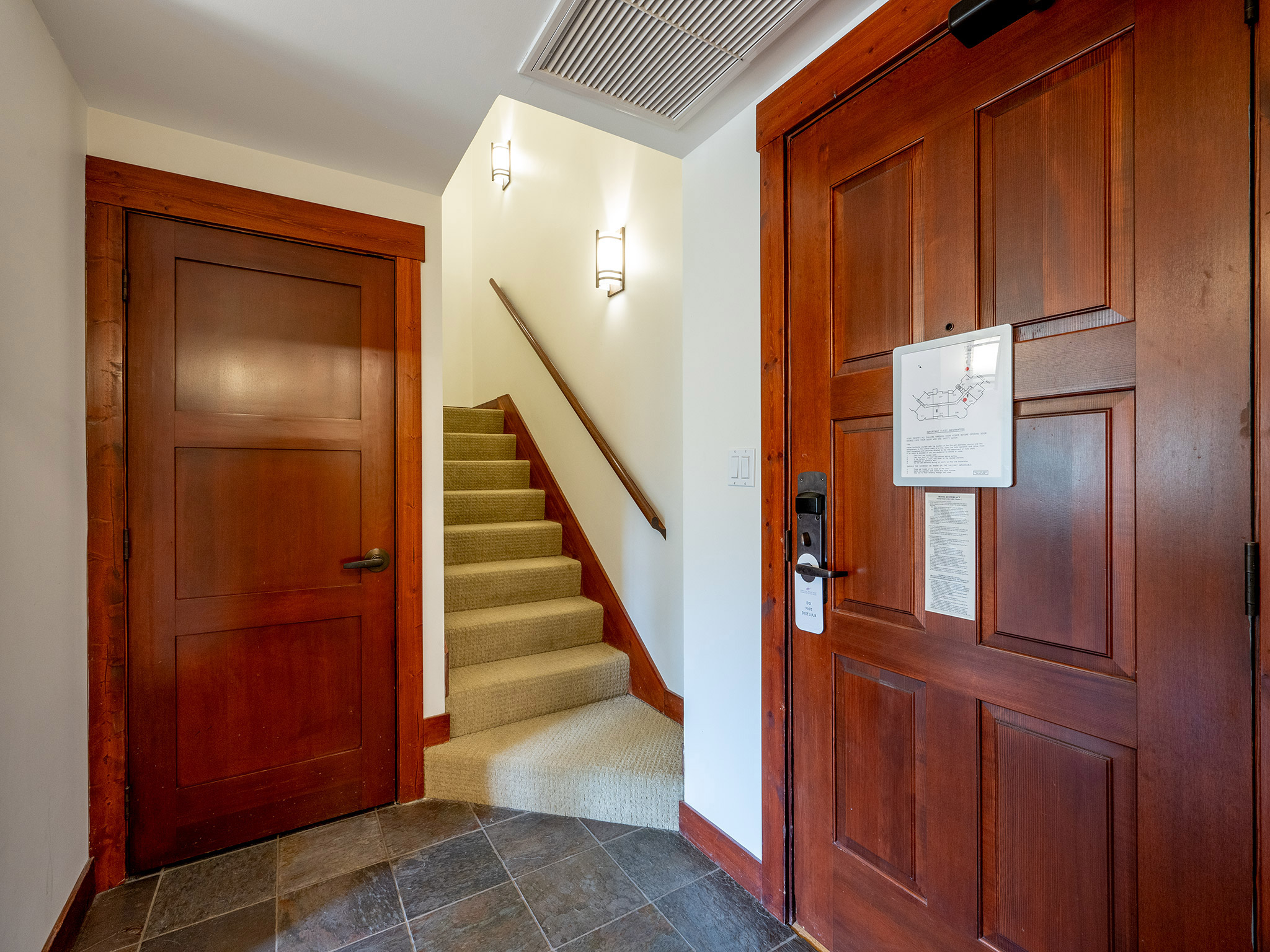 208 First Tracks Lodge