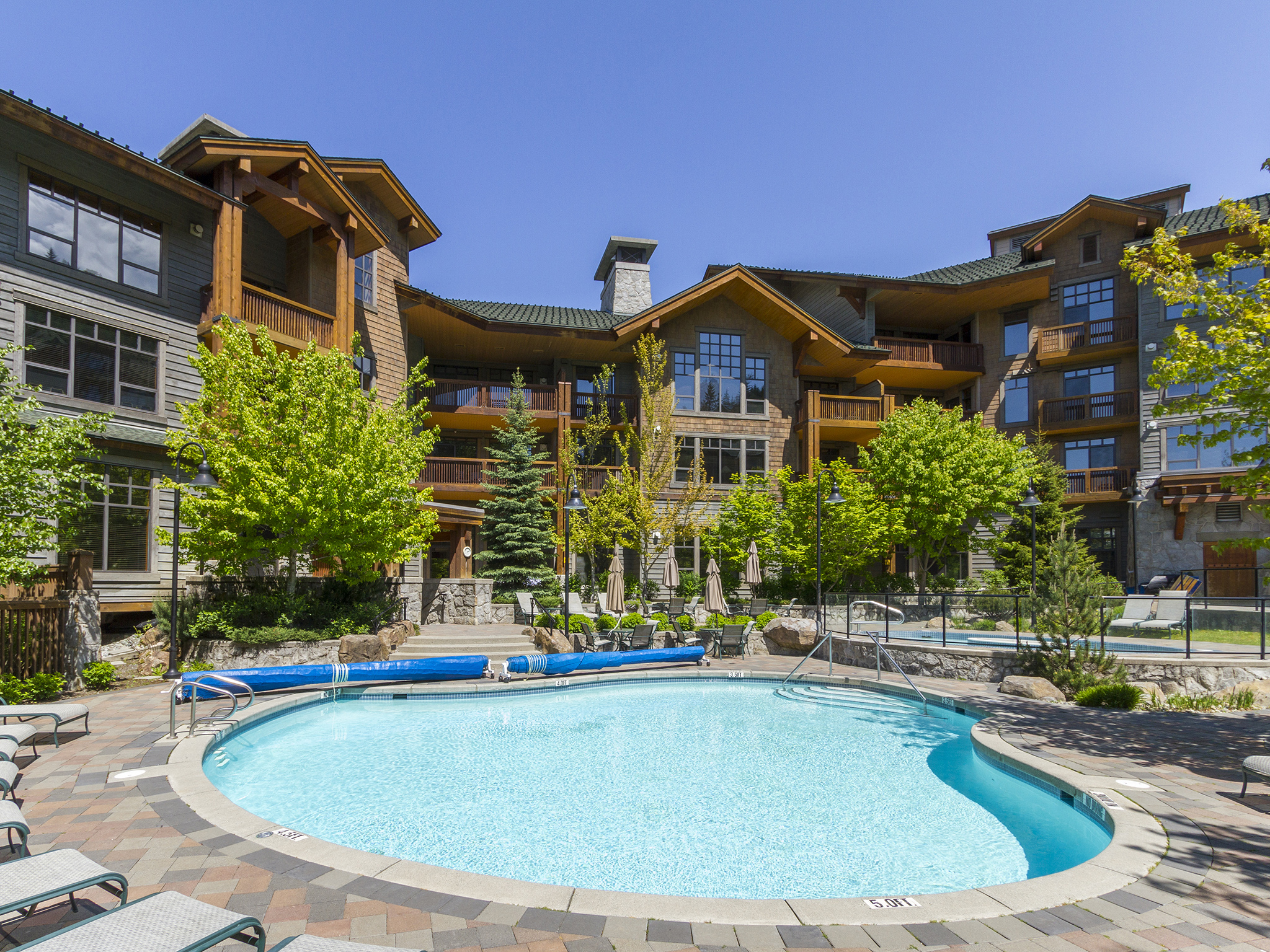 208 First Tracks Lodge