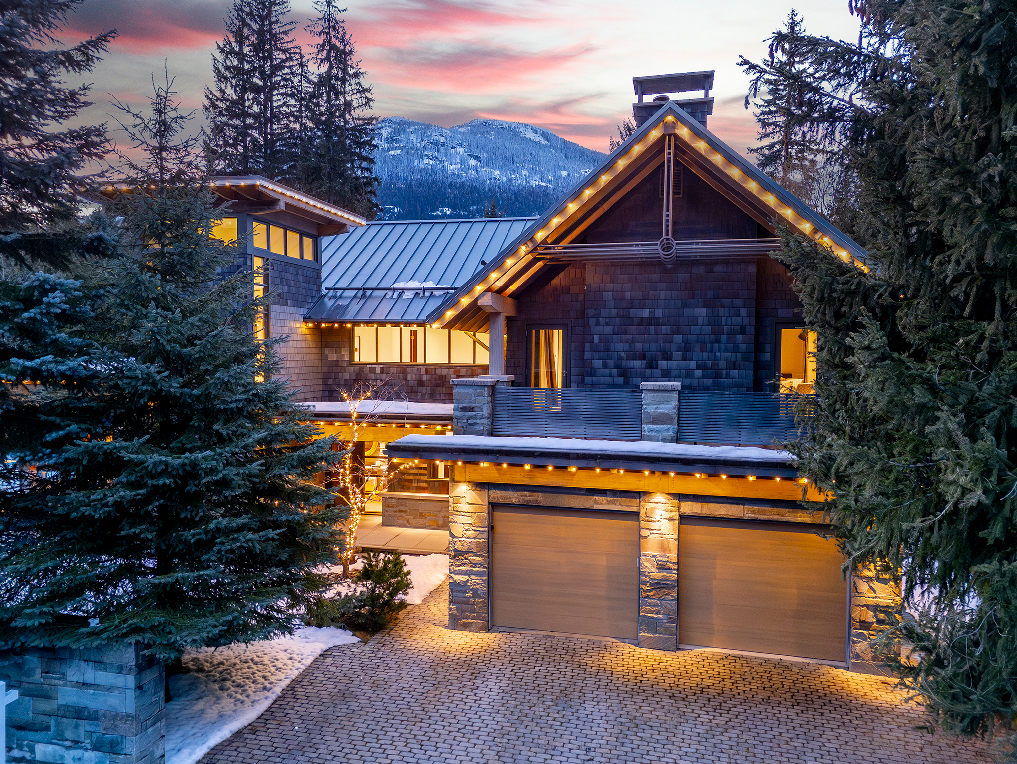 6677 Crabapple Drive