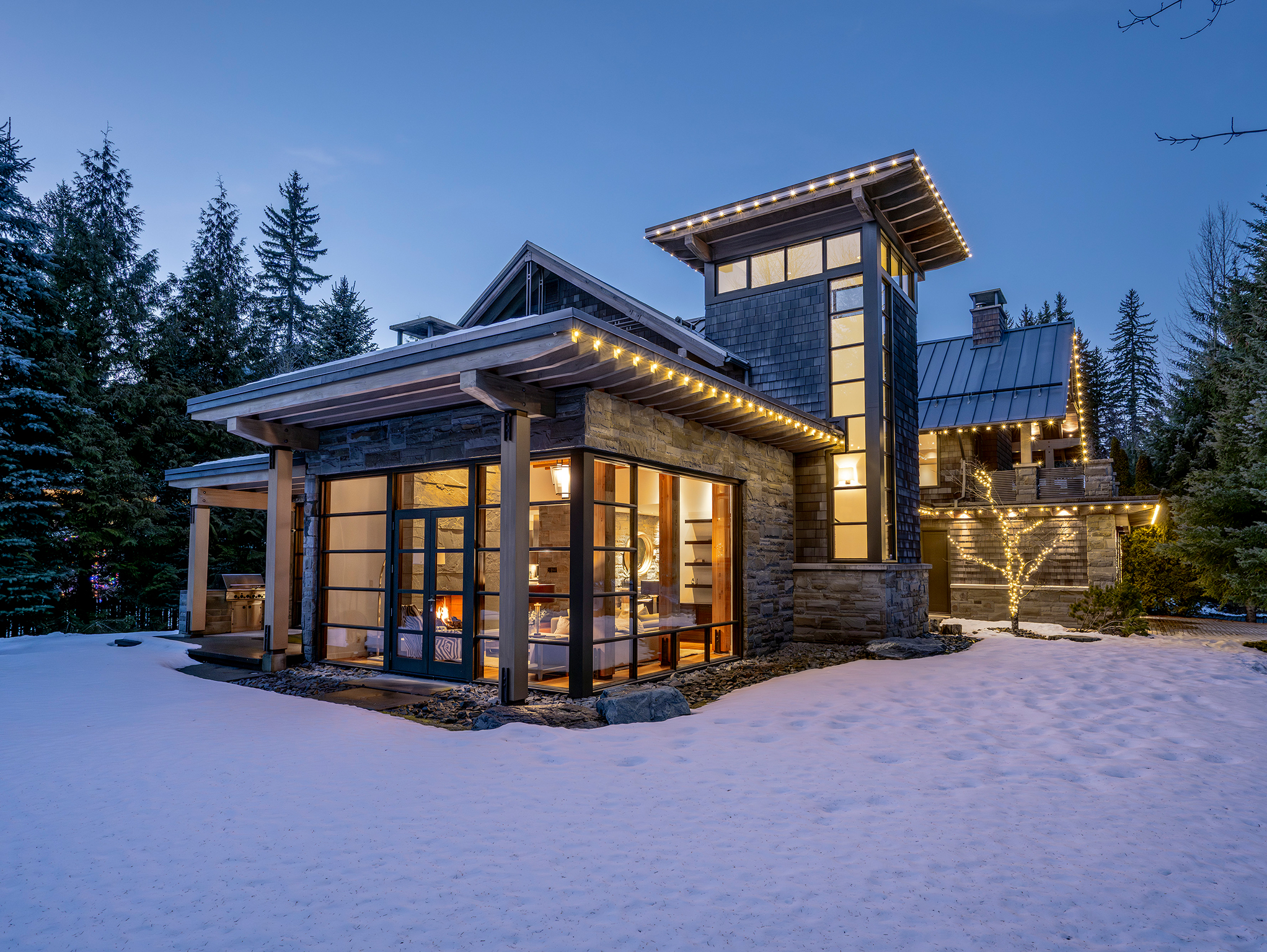 6677 Crabapple Drive