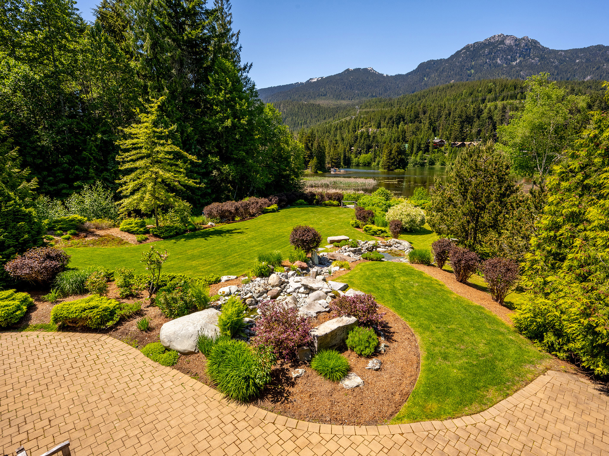 2219 Lake Placid Road