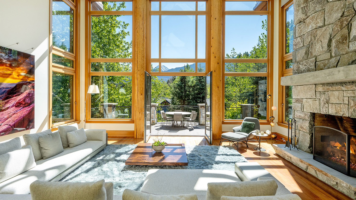 7425 Treetop Lane
