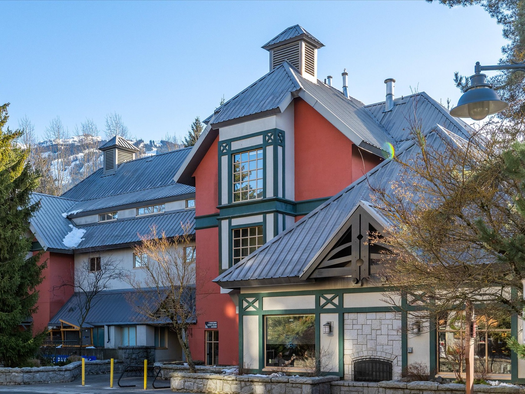 4404 Whistler Peak Lodge
