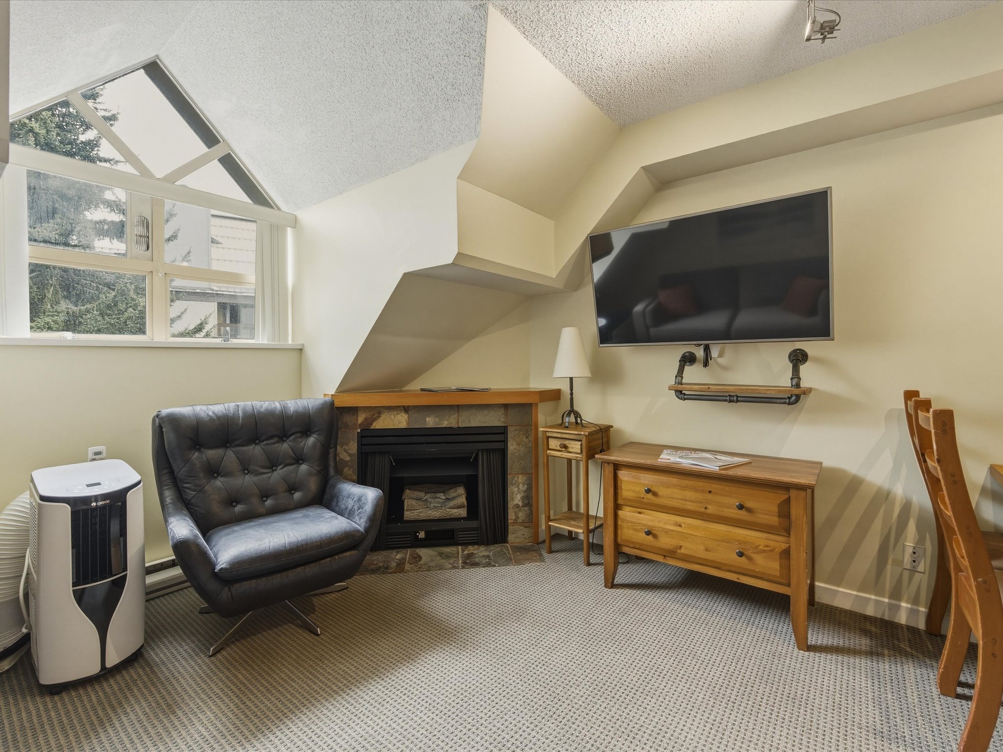 4404 Whistler Peak Lodge