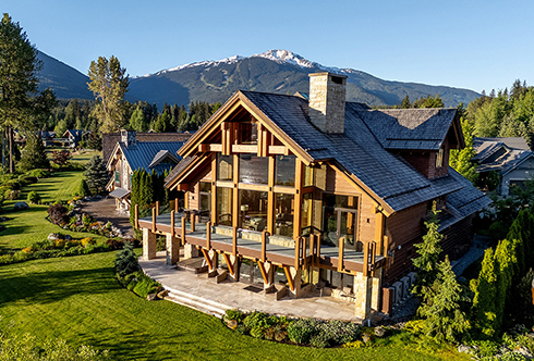 8441 Golden Bear Place Whistler BC Canada