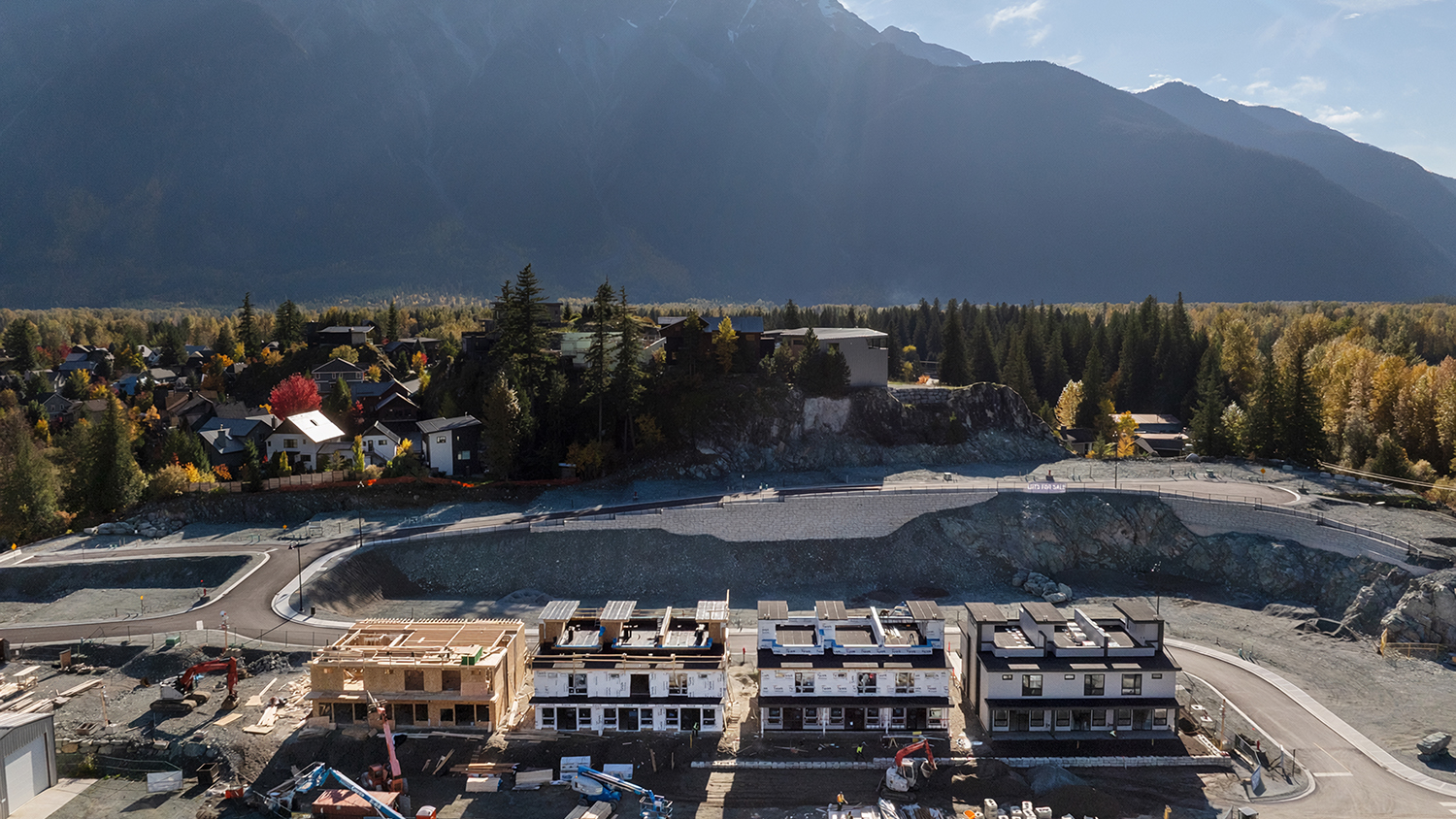 10 7362 Pemberton Farm Road East, Pemberton