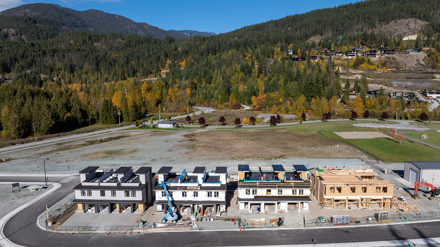 10 7362 Pemberton Farm Road East, Pemberton