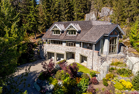 3232 Peak Drive Whistler BC Canada