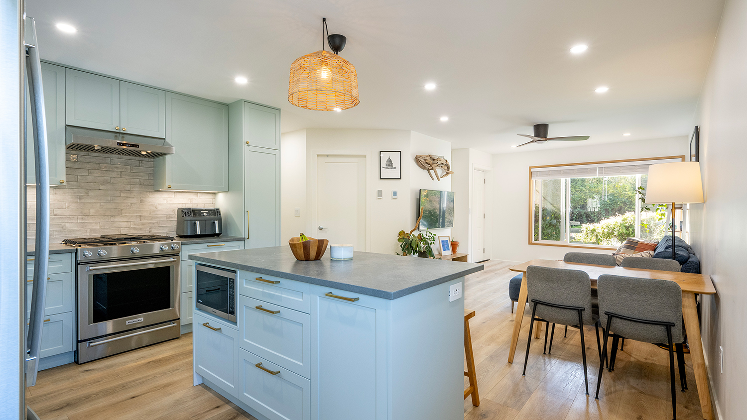 38876 Buckley Avenue, Squamish